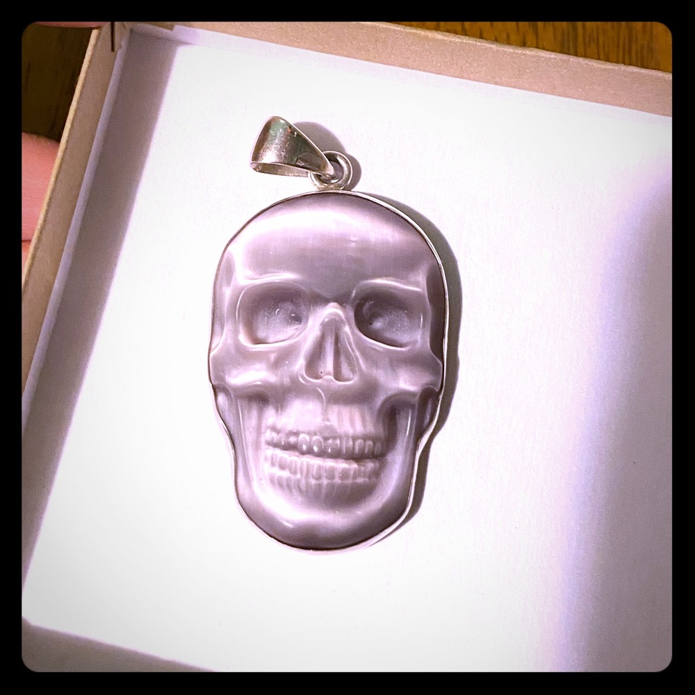 Skull charm with real stone